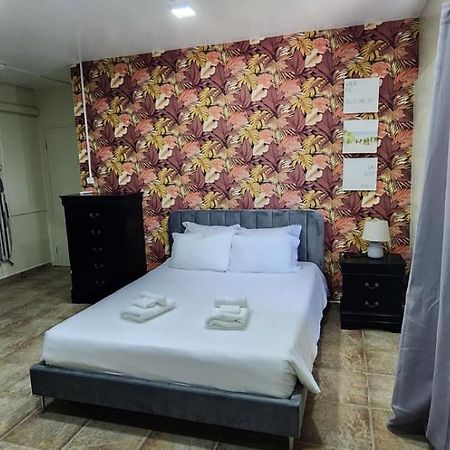 Cozy Studio Apartment Minutes From The Beach วิลเลมสตัด ภายนอก รูปภาพ
